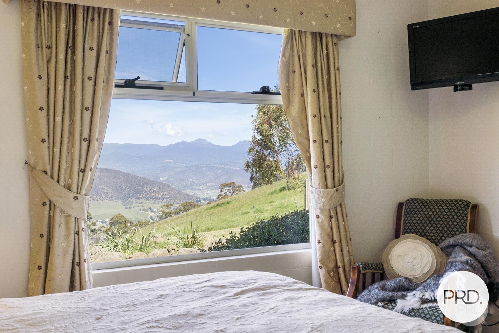 430 Black Hills Road BLACK HILLS 27