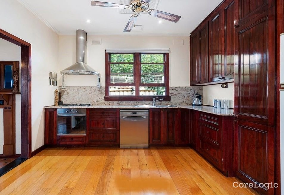 Gallery: 430 Bluff Road