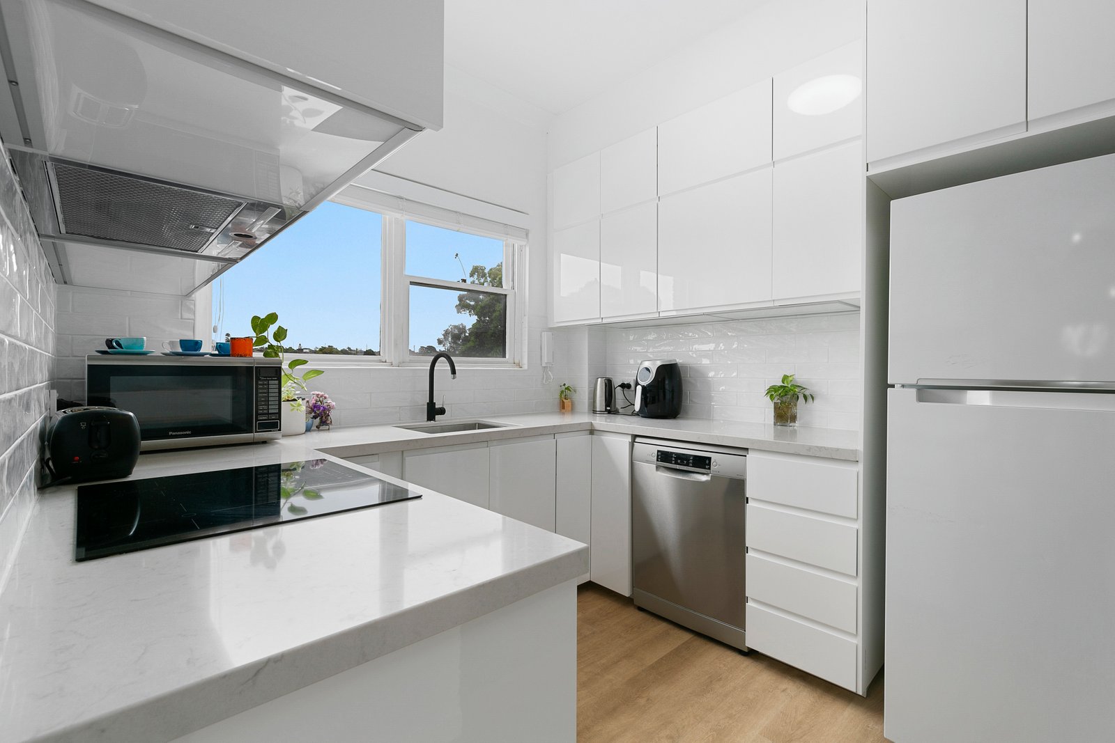 4/30 High Street CARLTON 3
