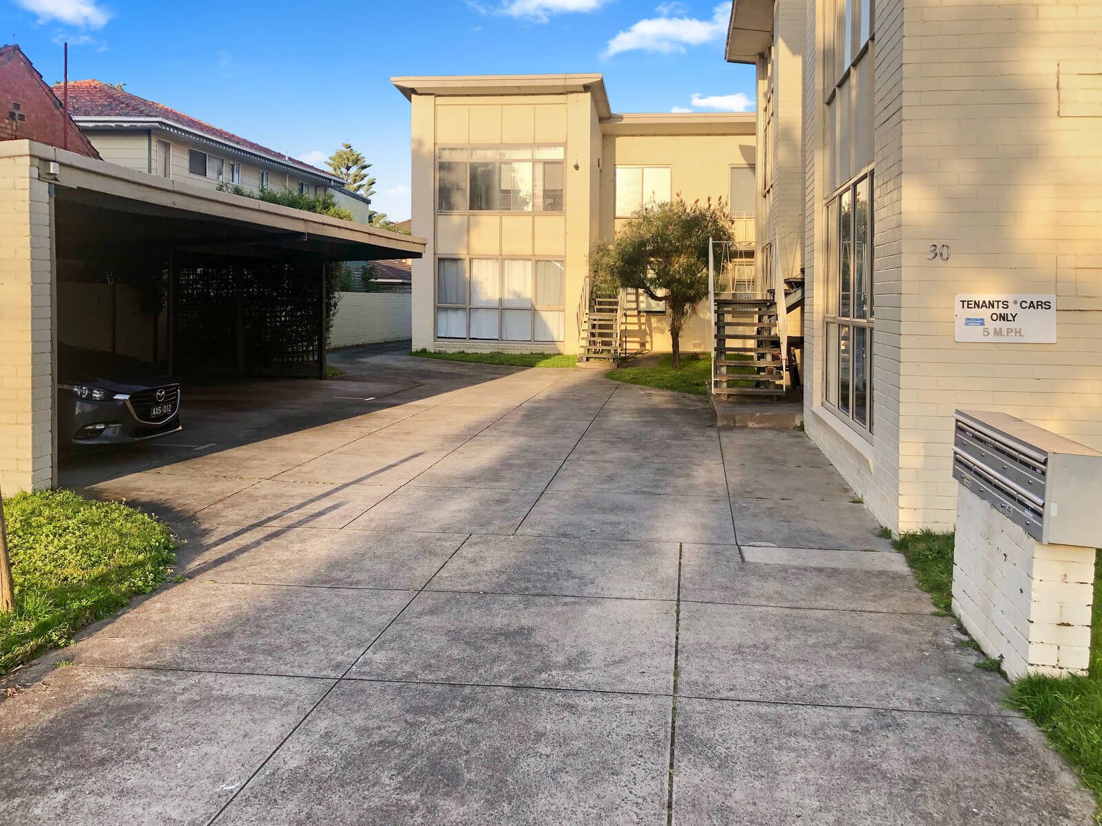Gallery: 4/30 Riviera Street