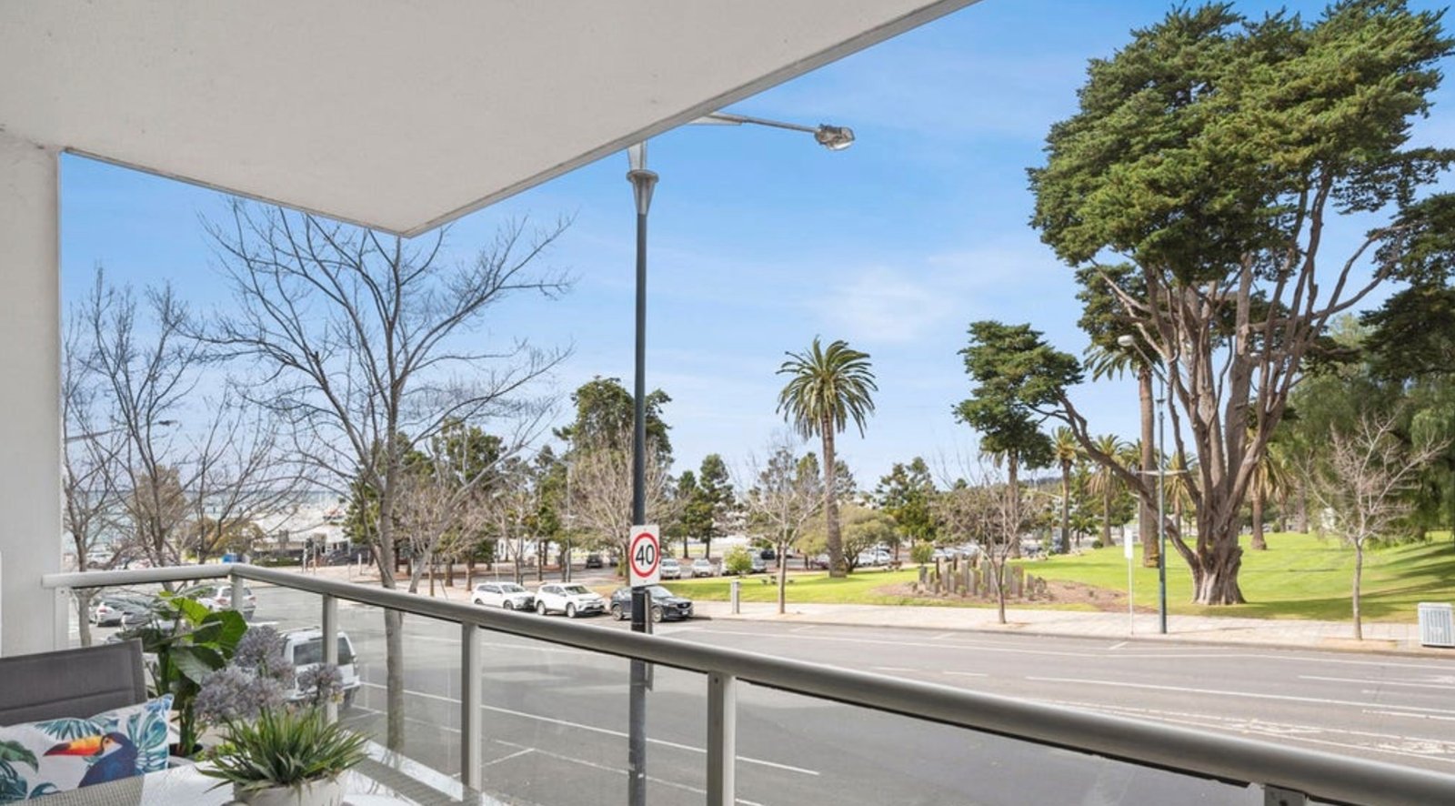 Gallery: 4304/4 Yarra Street