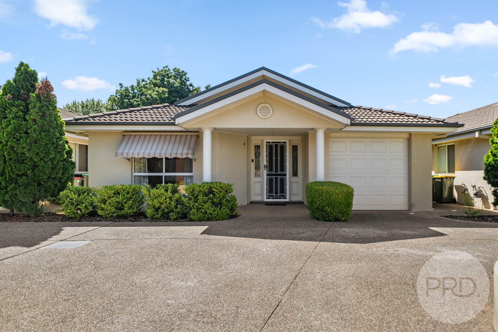 4/305-307 Lake Albert Road KOORINGAL 1