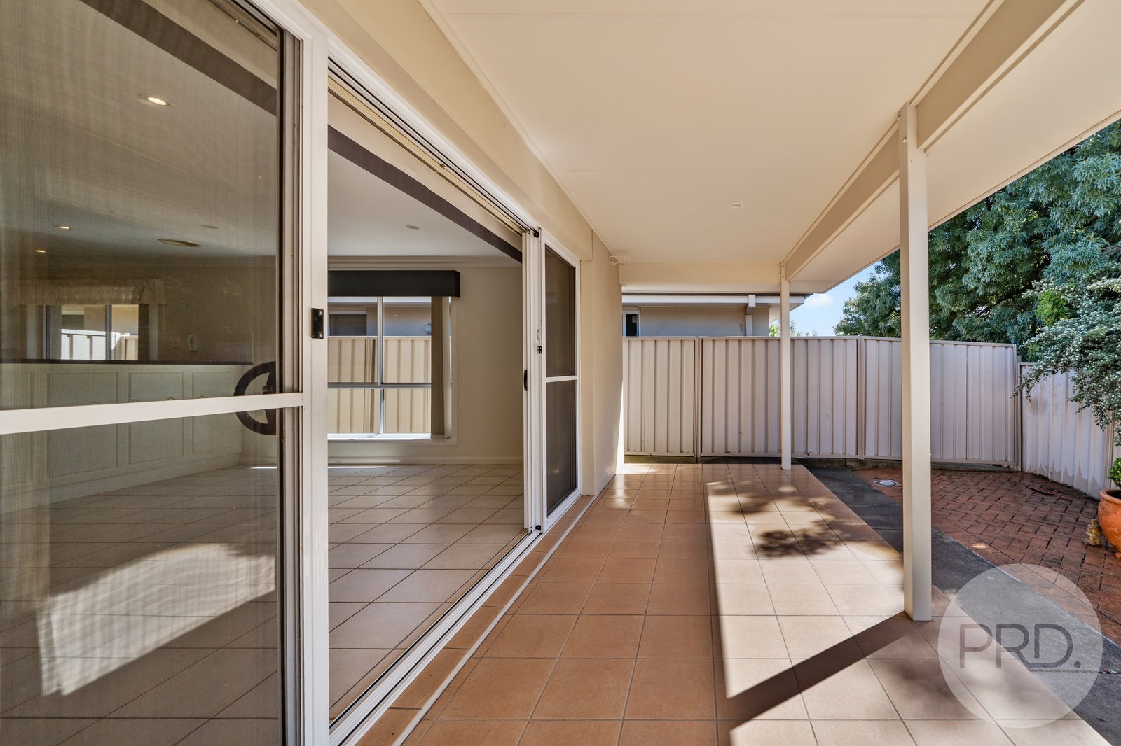 4/305-307 Lake Albert Road KOORINGAL 12