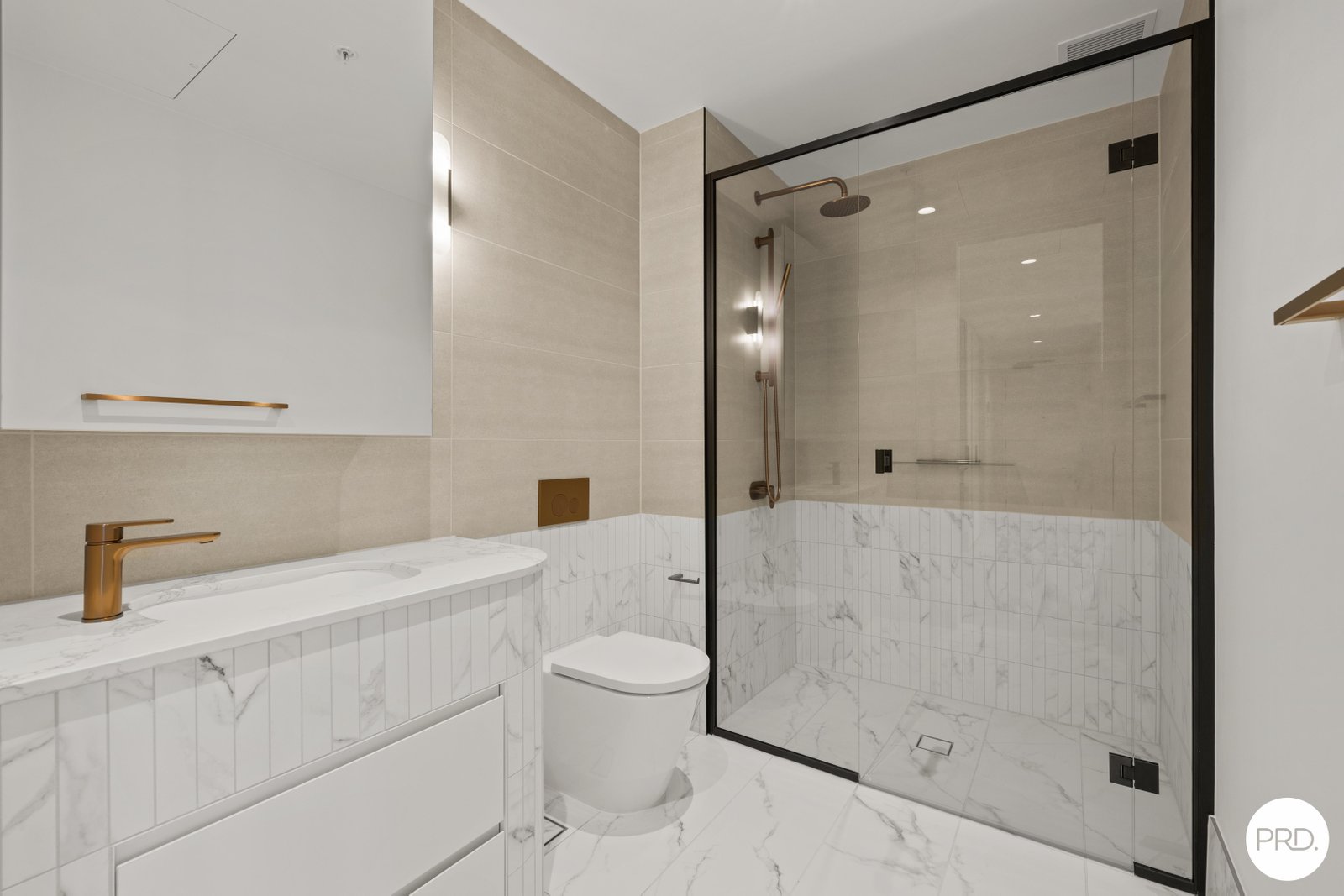 4307/63 La Trobe Street MELBOURNE 9