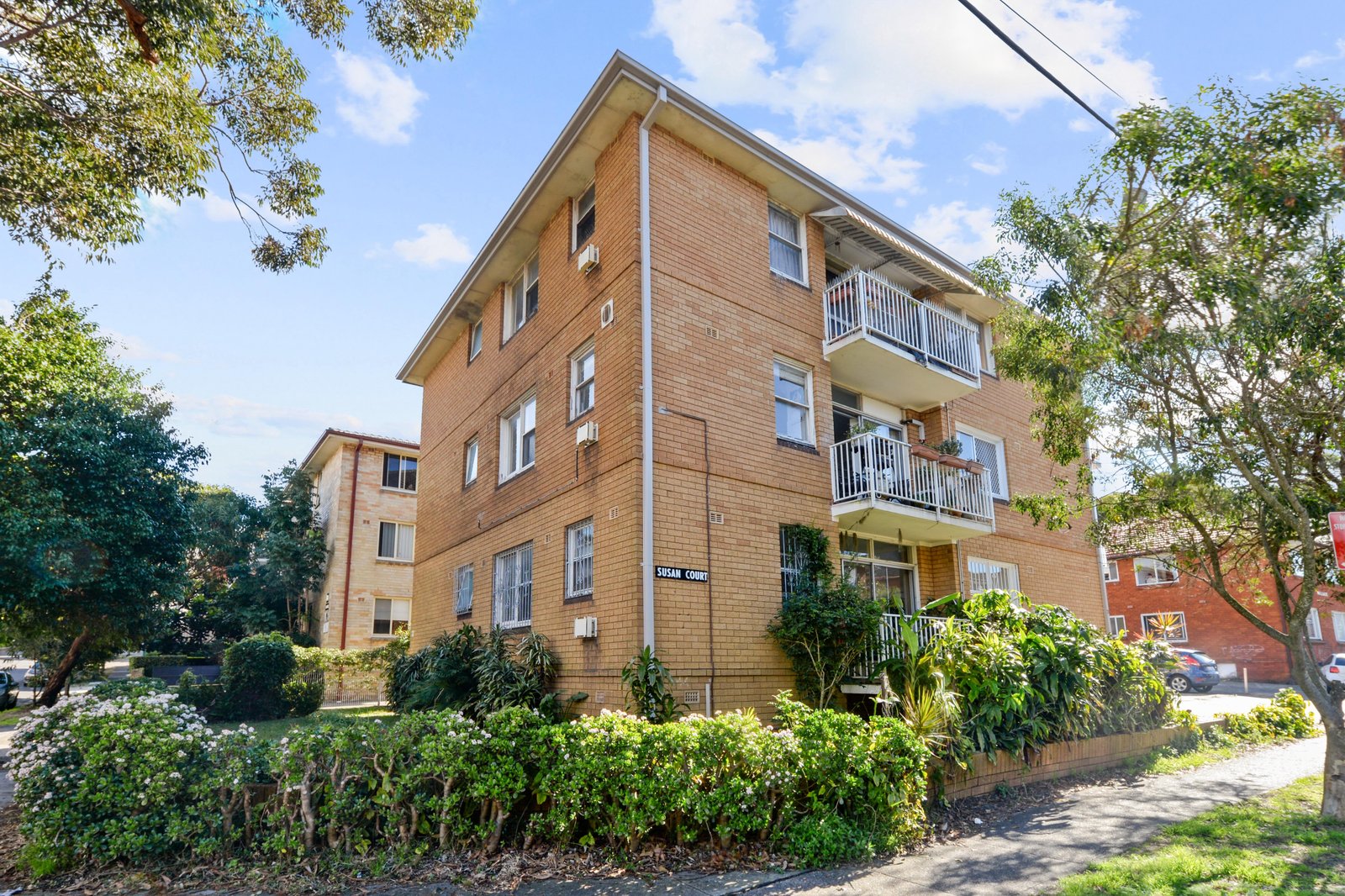 4/31 Brittain Crescent HILLSDALE 1