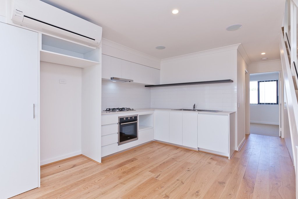 43/1 Glenariff Boulevard CANNING VALE 3