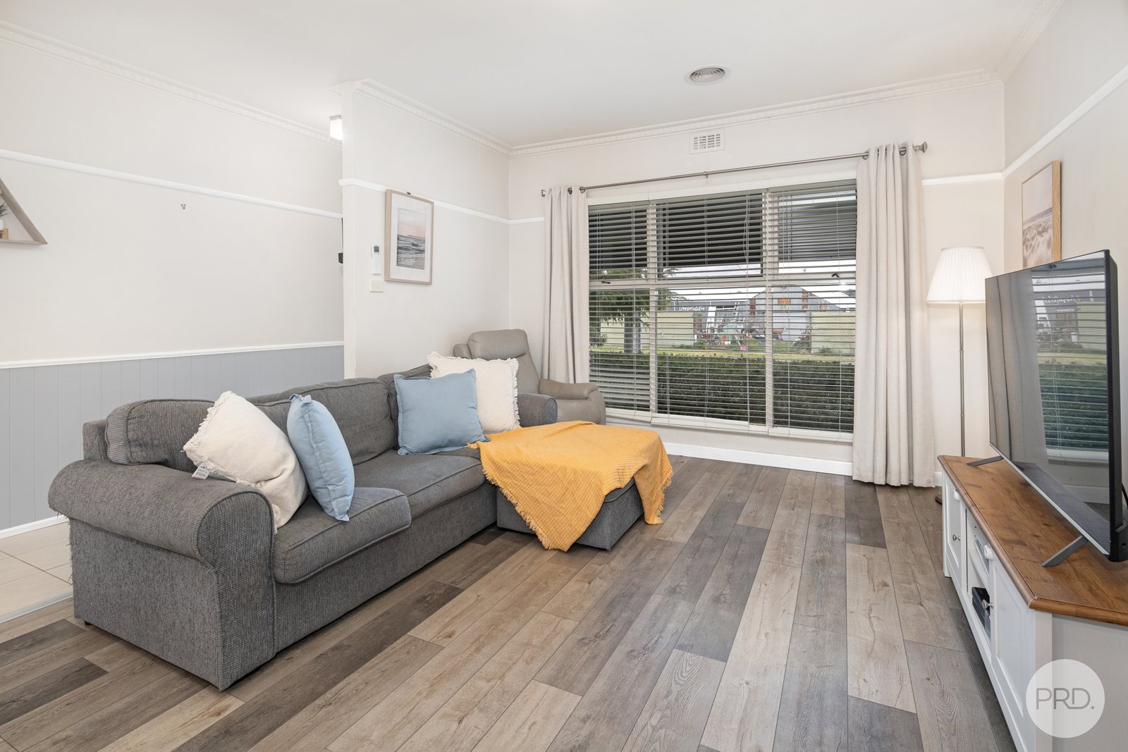 431 Joseph Street CANADIAN 3