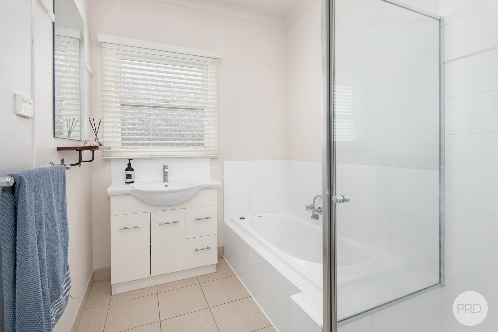 431 Joseph Street CANADIAN 7