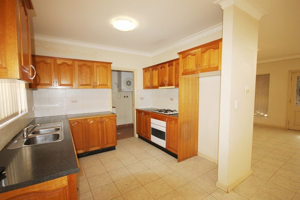 4/31 Loftus Street CAMPSIE 2
