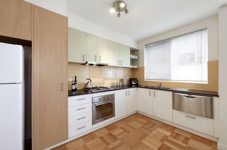Gallery: 4/313 Dandenong Road