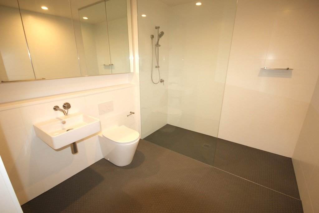 431/3 McKinnon Ave  FIVE DOCK 6