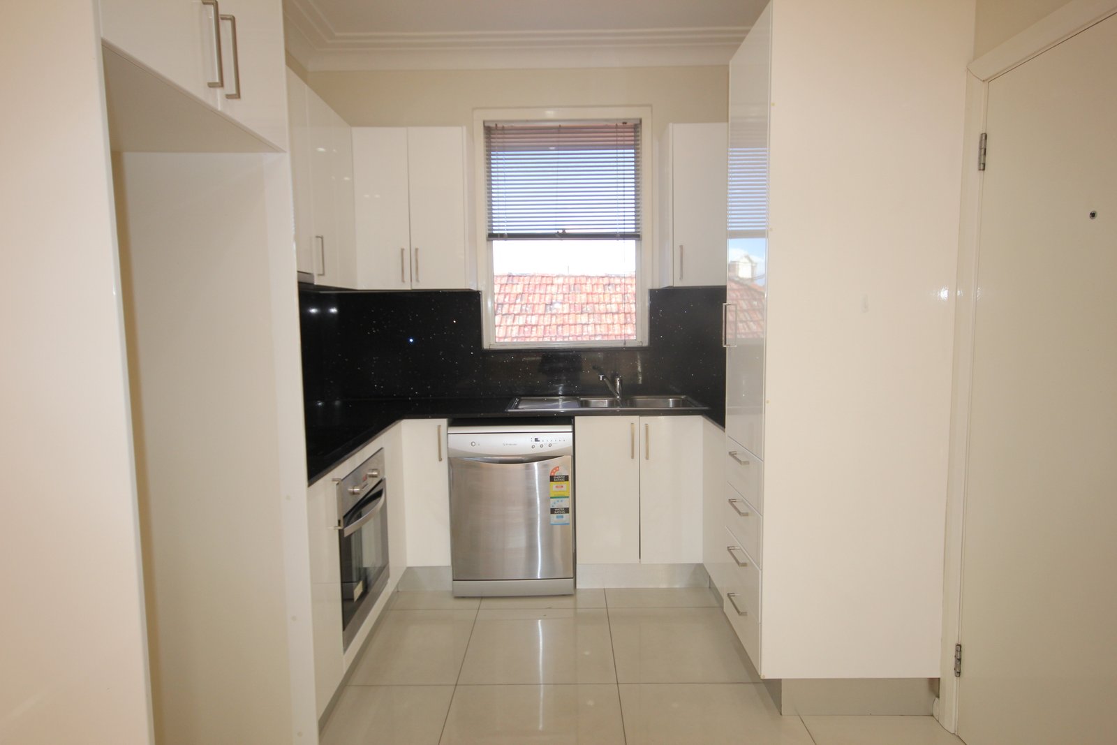 4/32-34 Frederick Street ROCKDALE 5