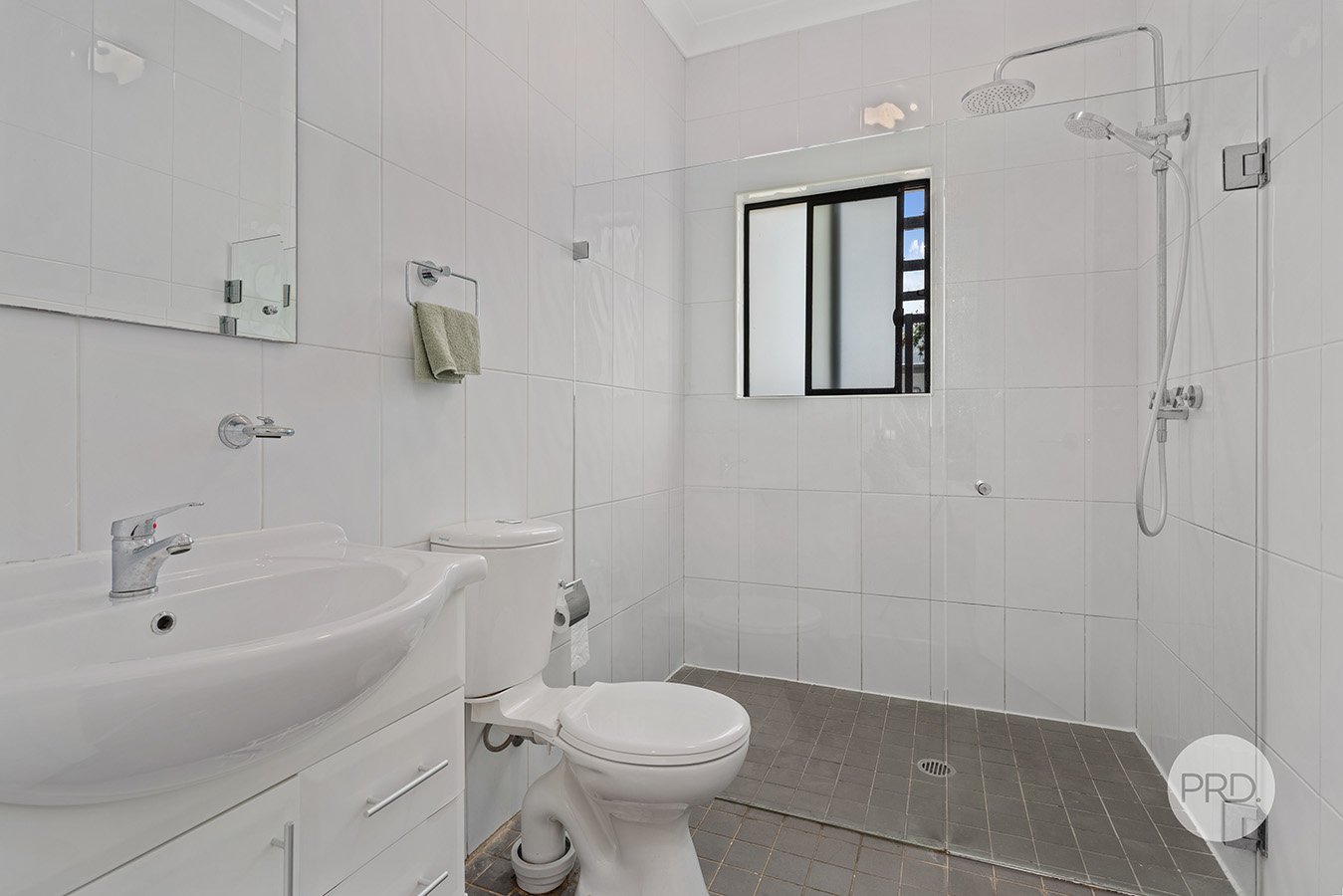 4/32-34 Hardwicke Street RIVERWOOD 10