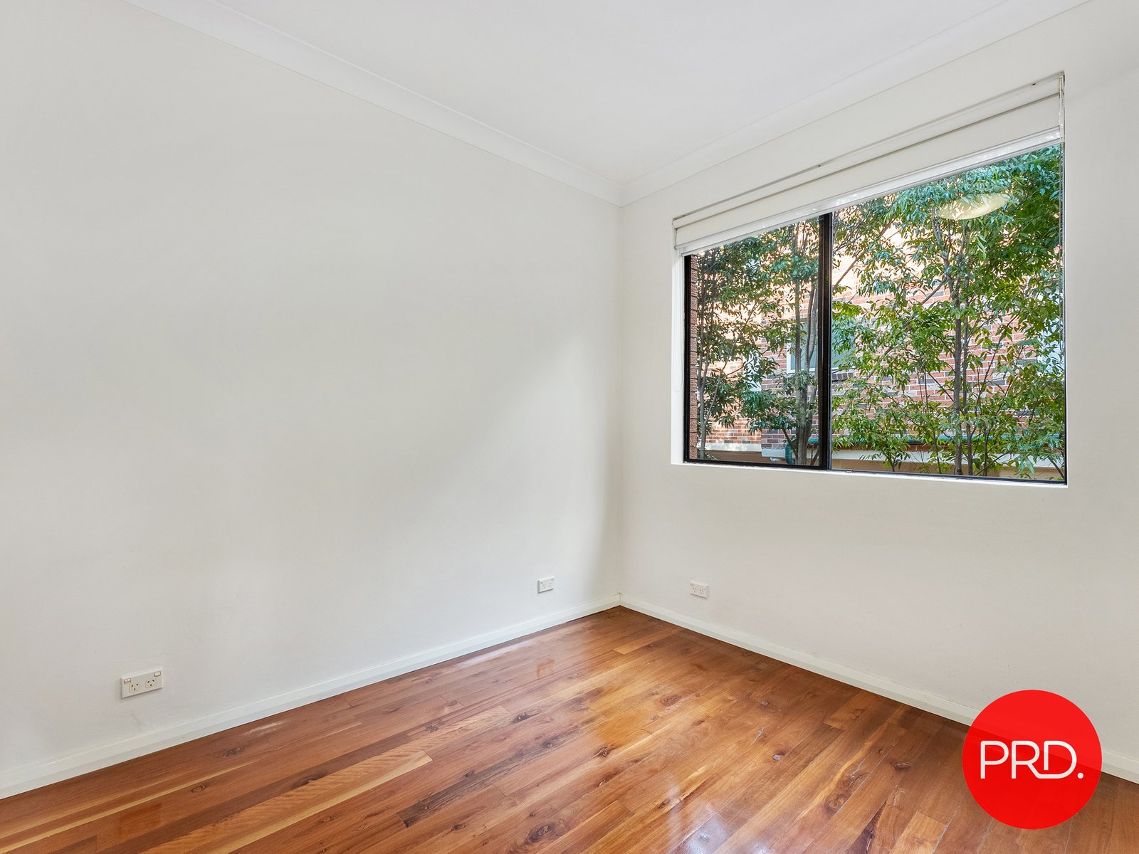 4/32 Bembridge Street CARLTON 3