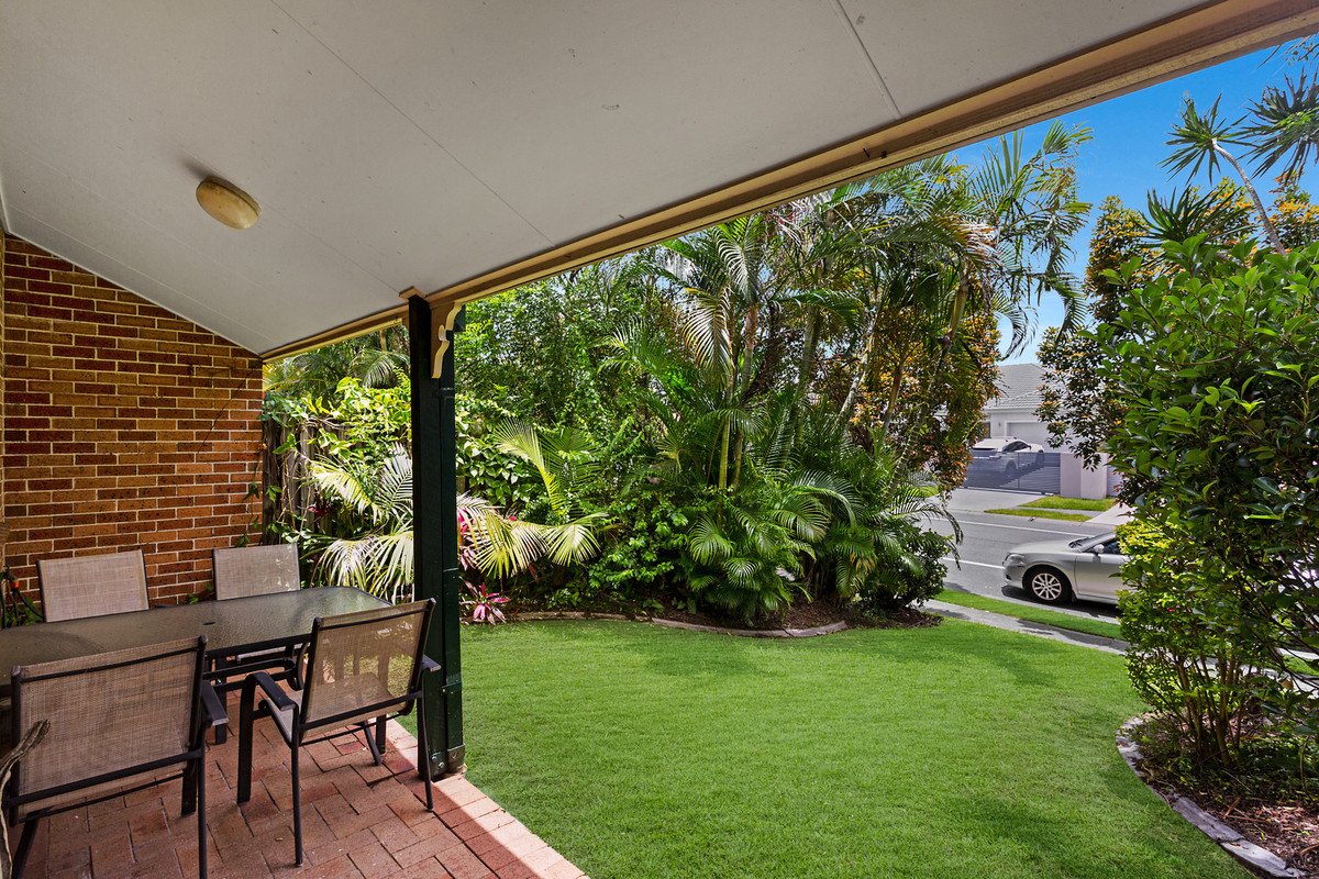 43/2 Cassowary Drive Burleigh Waters 1