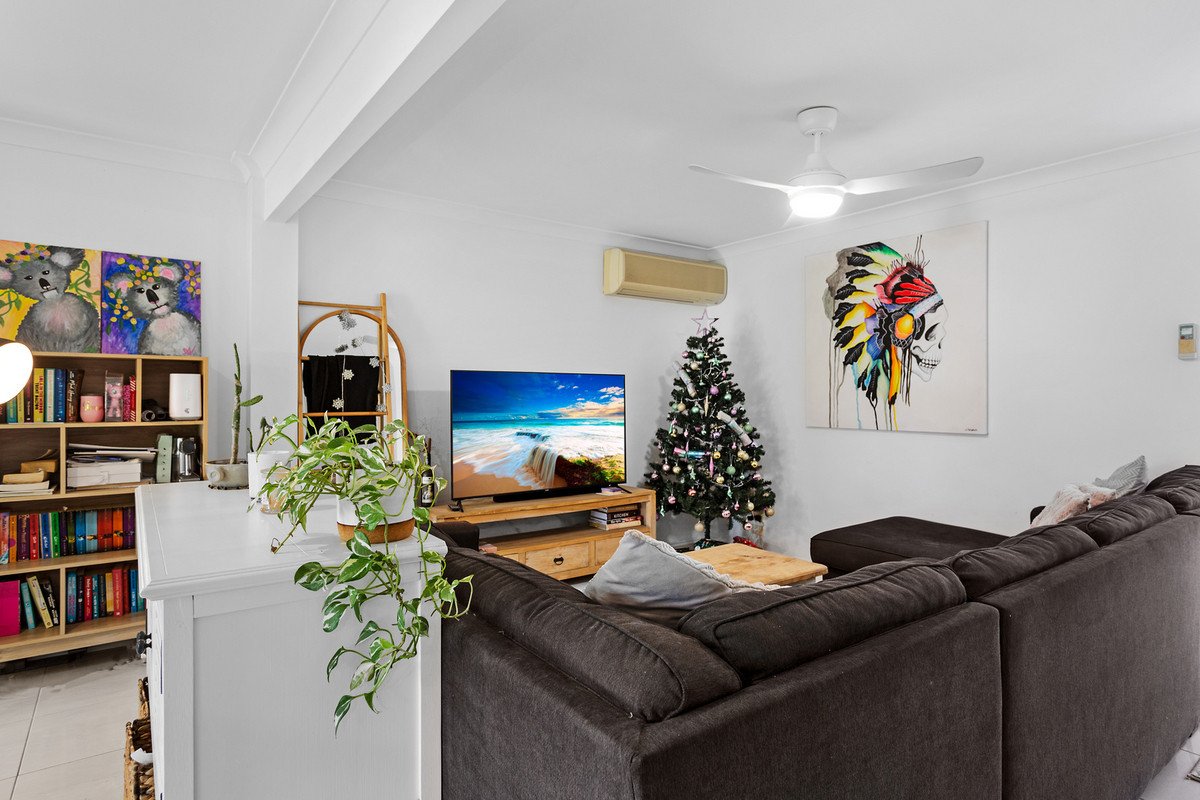 43/2 Cassowary Drive Burleigh Waters 5