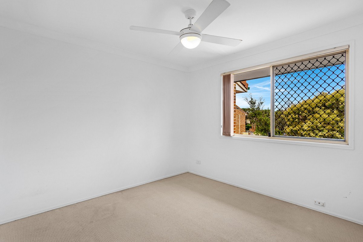 43/2 Cassowary Drive Burleigh Waters 12