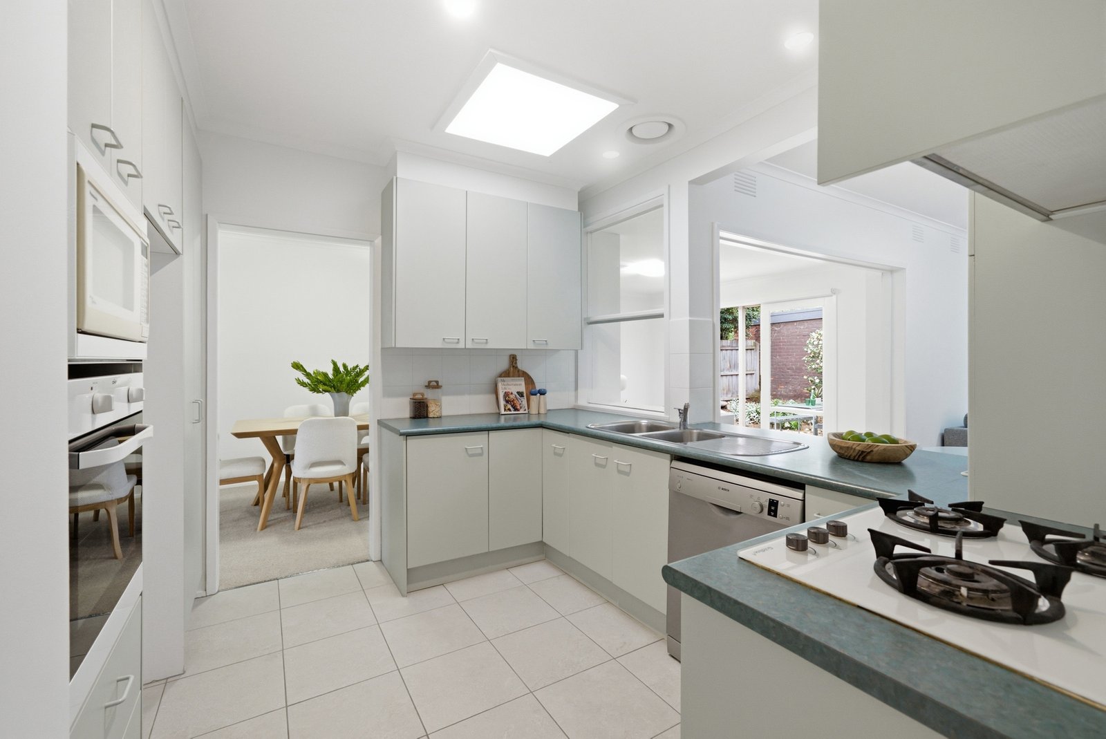 Gallery: 4/32 New Street
