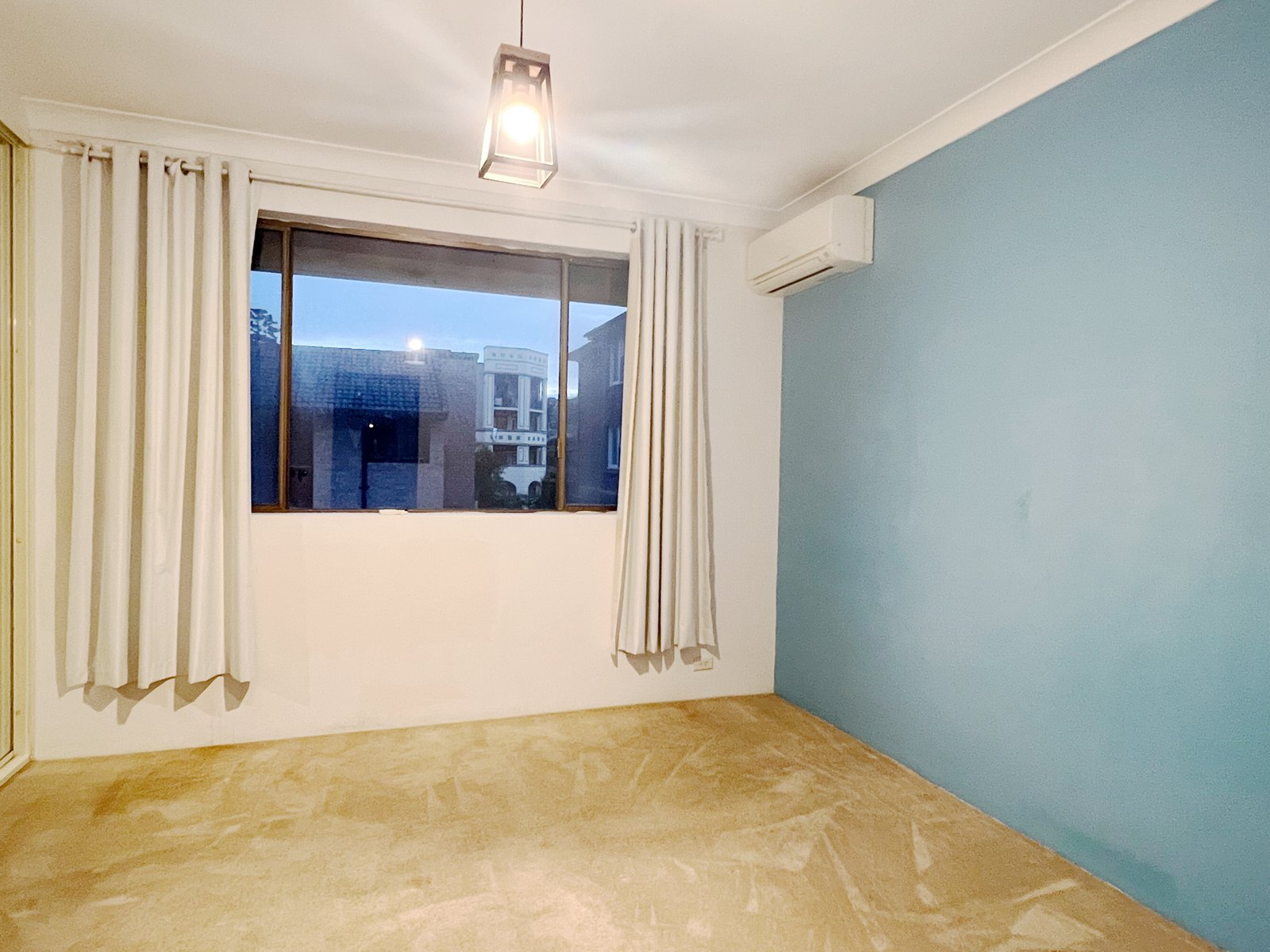 4/32 West Street HURSTVILLE 3