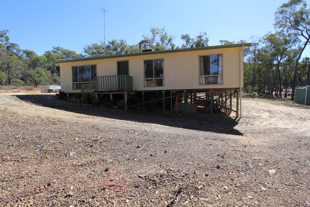 4326B Western Highway BEAUFORT 1