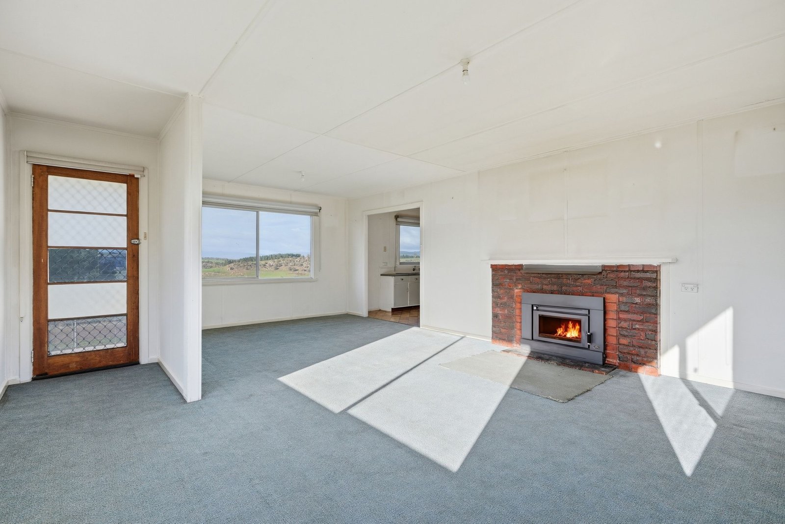 4329 Lyell Highway GRETNA 2