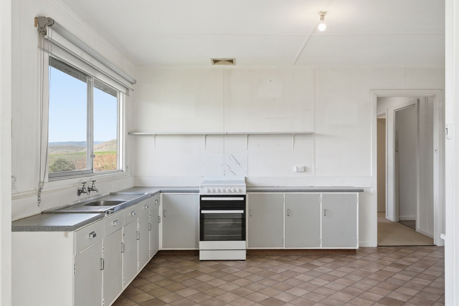 4329 Lyell Highway GRETNA 6