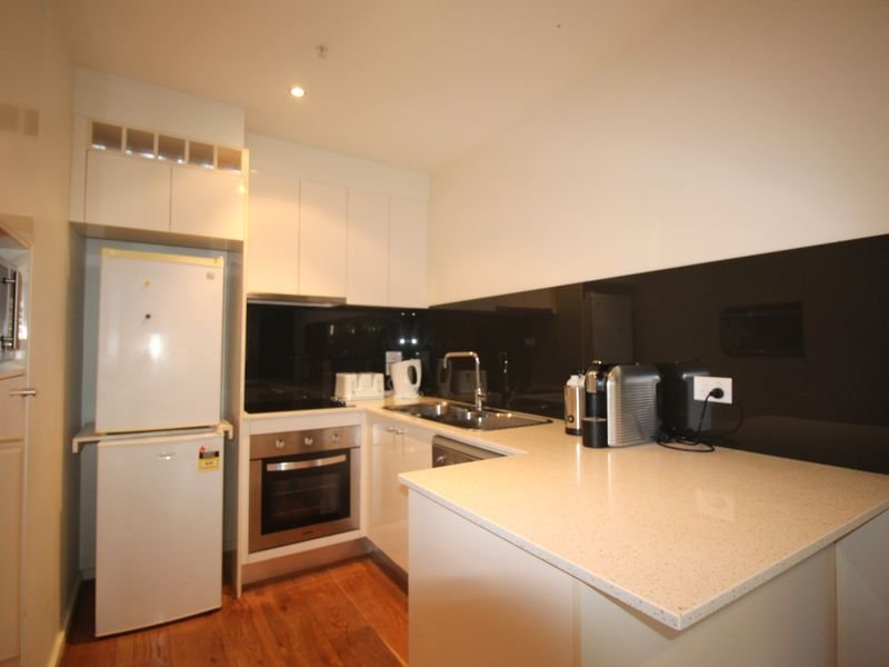 Gallery: 4/33-35 Childers Street