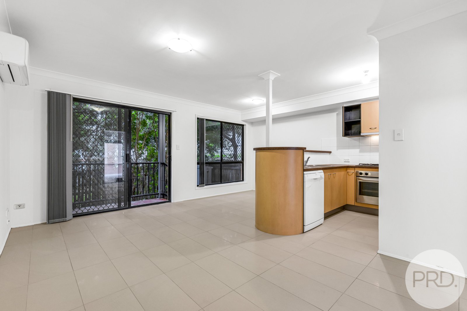 4/33 Alva Terrace GORDON PARK 4