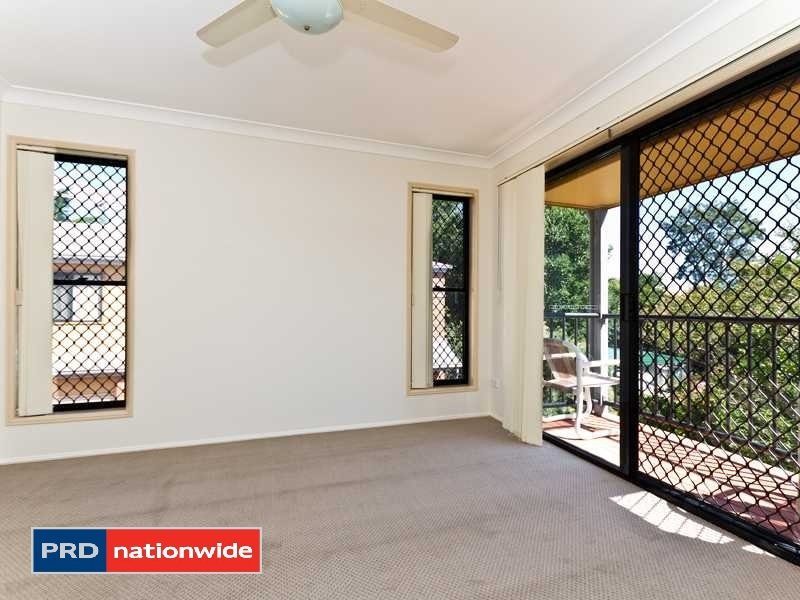 4/33 Alva Terrace GORDON PARK 5