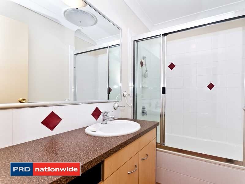 4/33 Alva Terrace GORDON PARK 8