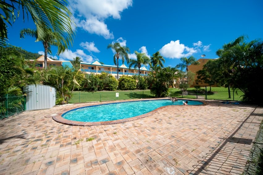 43/3 Eshelby Drive CANNONVALE 1