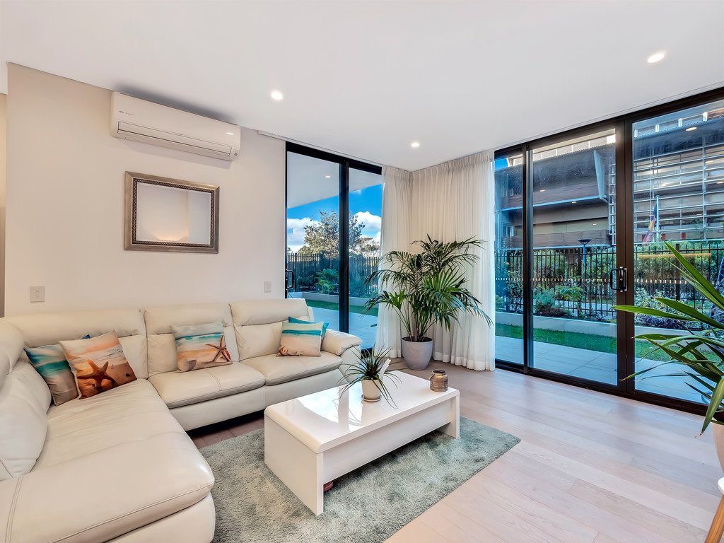 4/33 Harvey Street LITTLE BAY 3