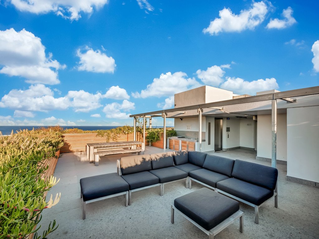 4/33 Harvey Street LITTLE BAY 10