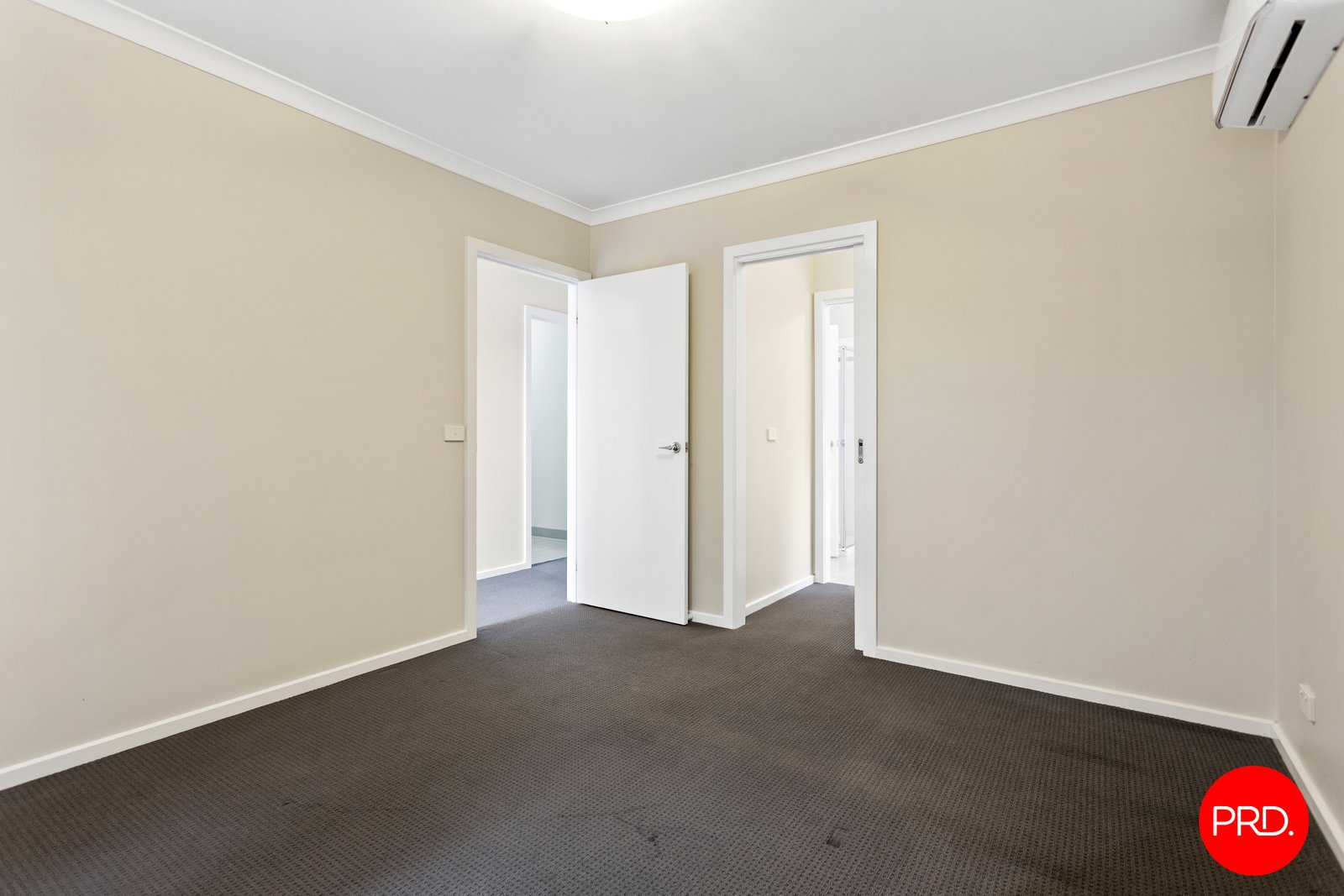 4/33 Kennewell Street WHITE HILLS 5