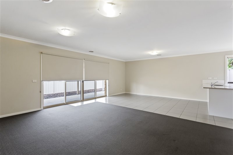 4/33 Kennewell Street WHITE HILLS 5
