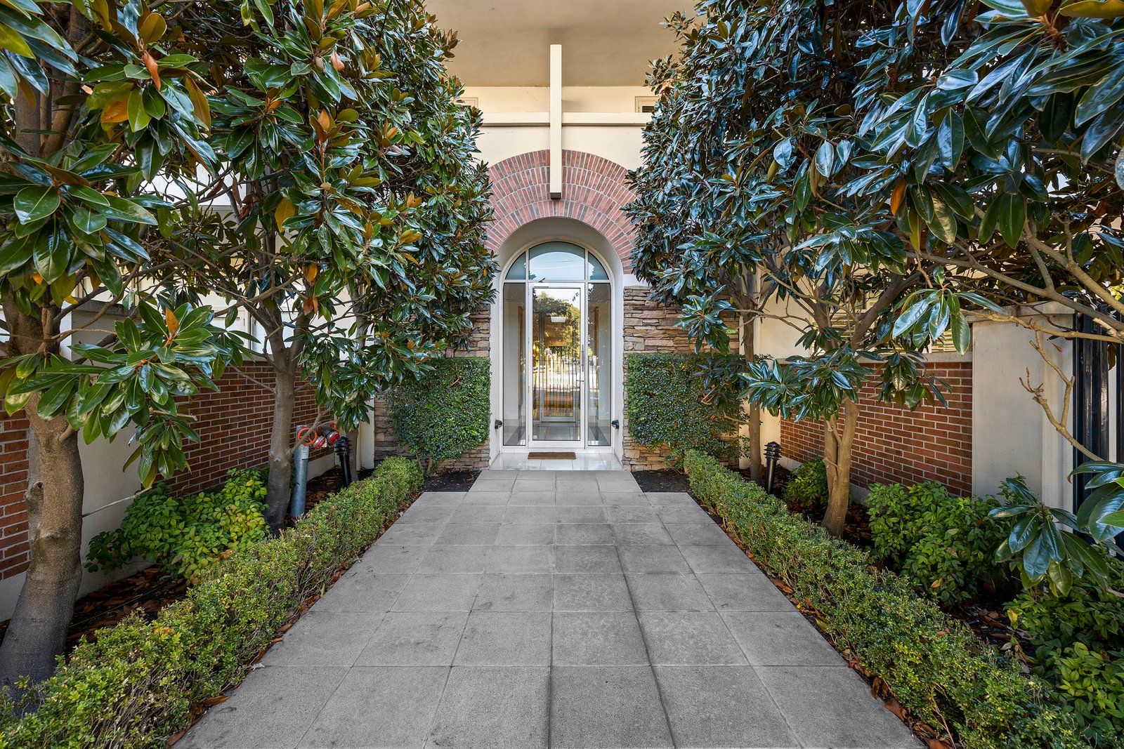 Real Estate and Property in 4/33 Kooyong Road, Caulfield North, VIC