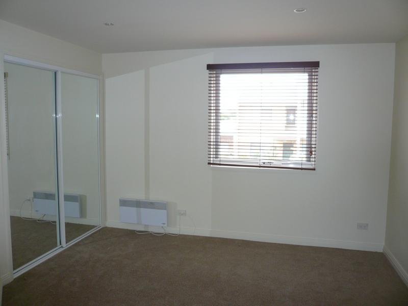 Gallery: 4/33 Princes Street