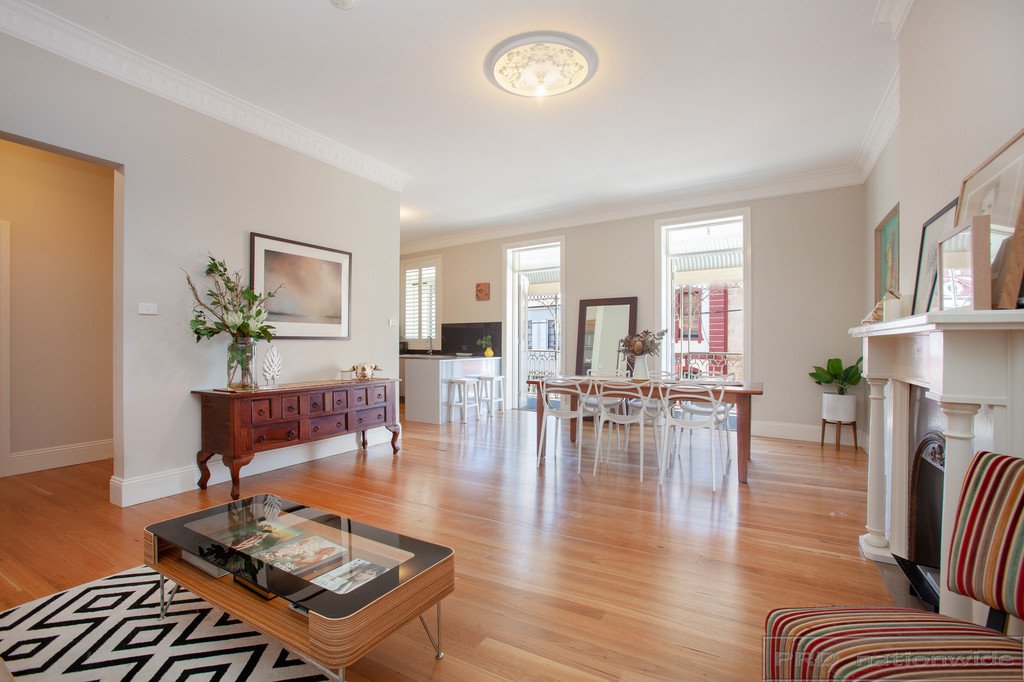 4/333 High Street MAITLAND 5