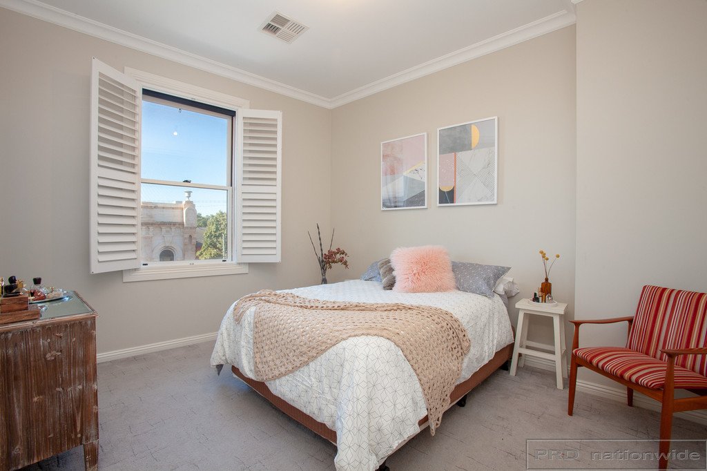 4/333 High Street MAITLAND 9