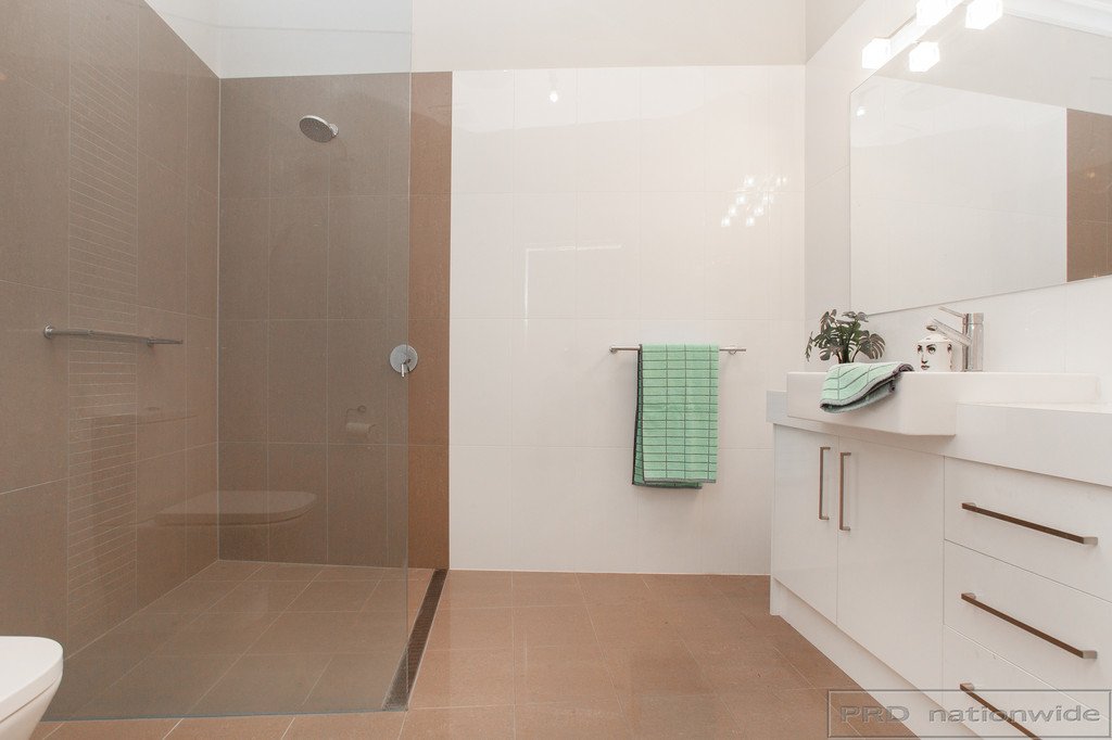 4/333 High Street MAITLAND 12