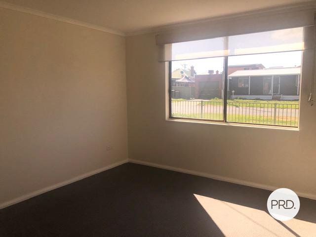 4/333 Smith Street NORTH ALBURY 8