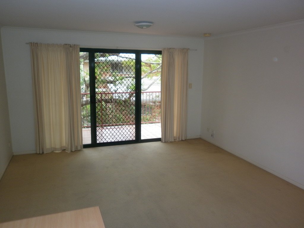 4/333 Zillmere Road ZILLMERE 2