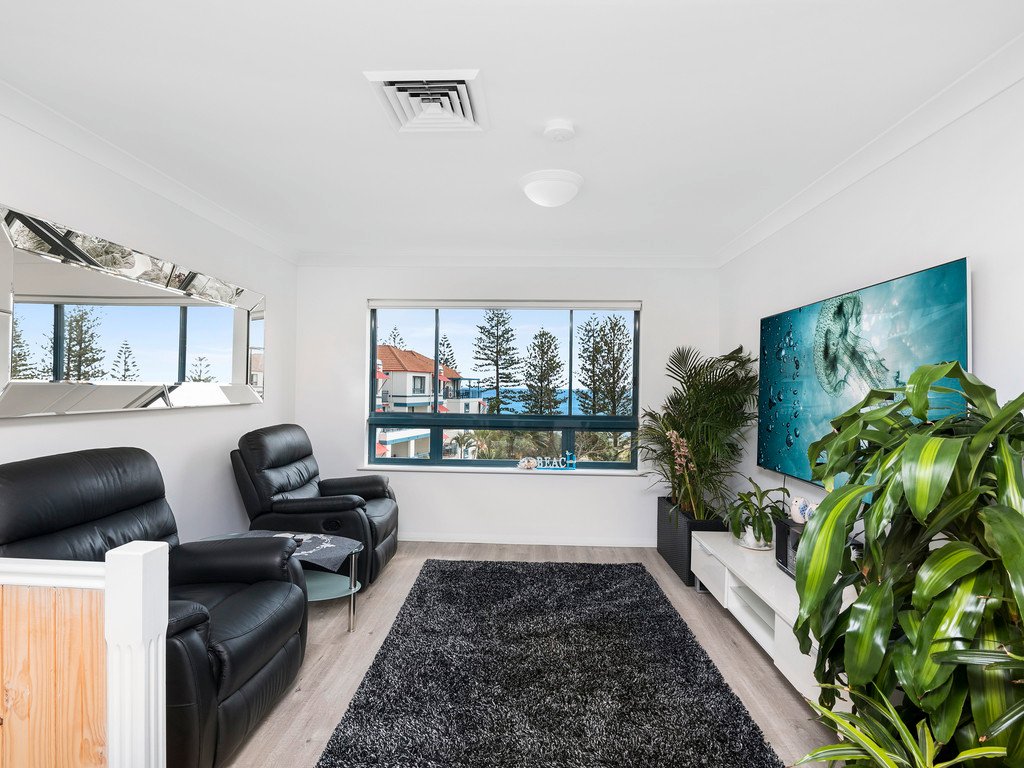 433/99 Griffith Street COOLANGATTA 2