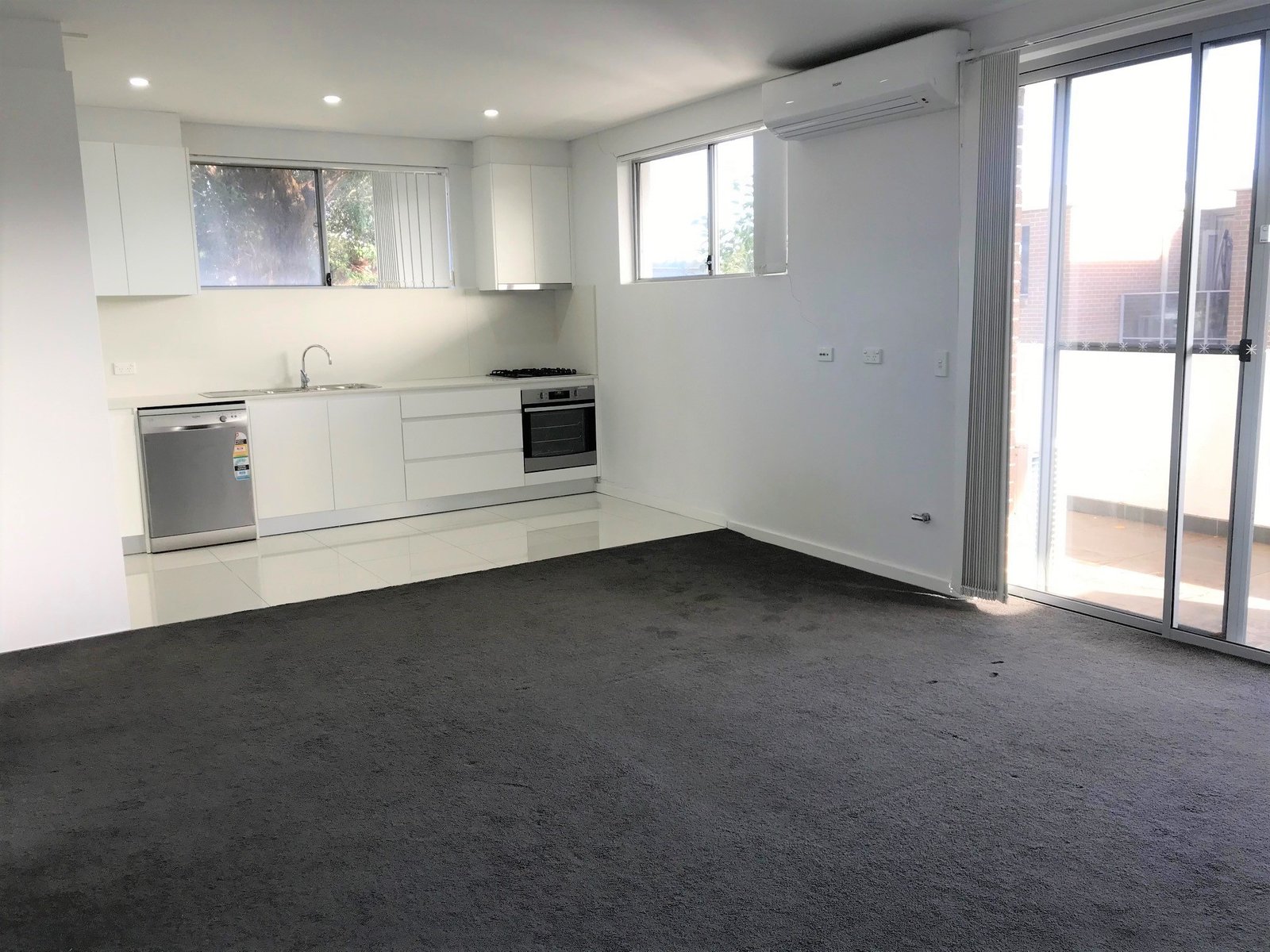 4/34-36 Gover Street PEAKHURST 2