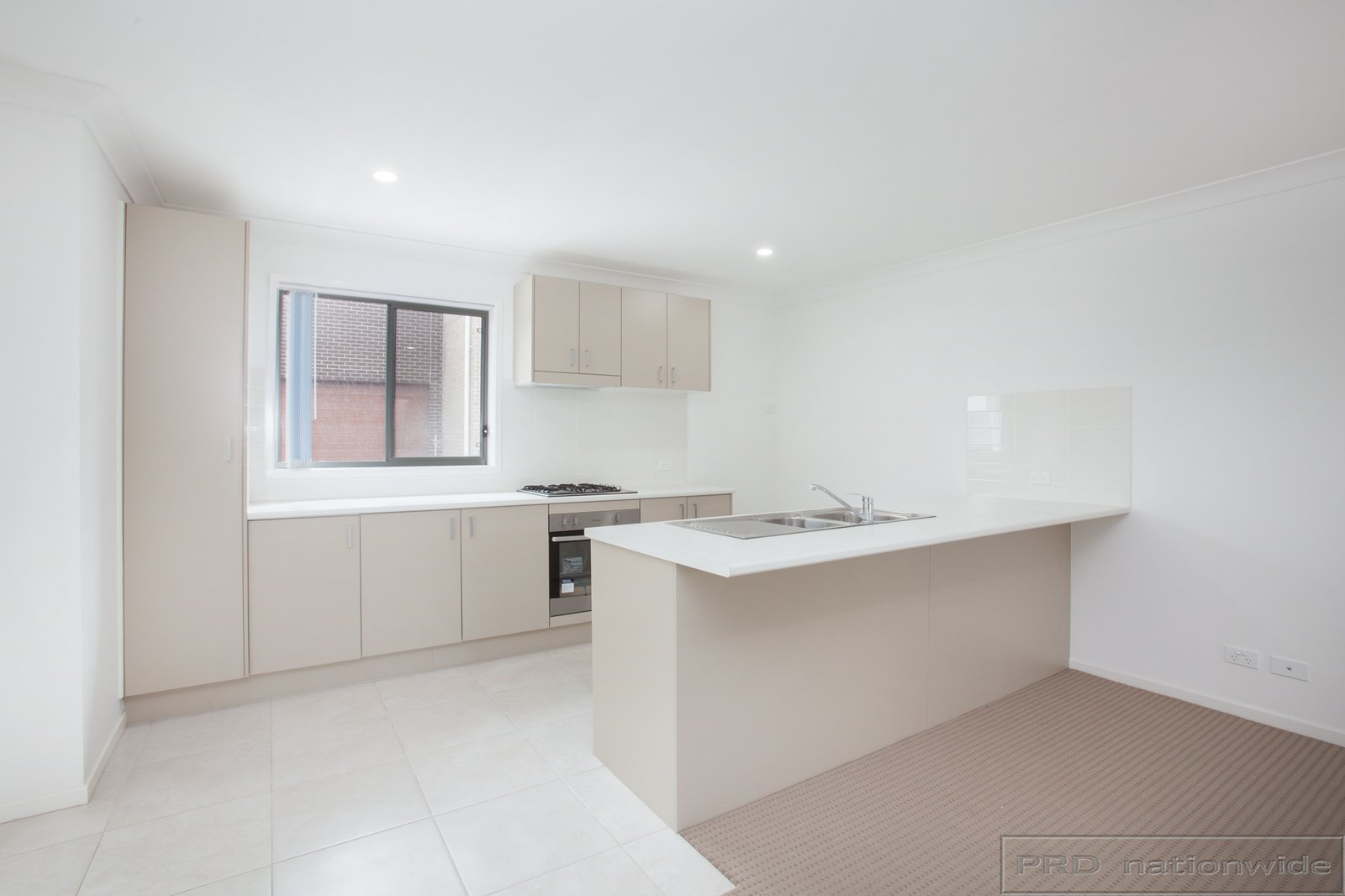 4/34 Blackbird Street THORNTON 3