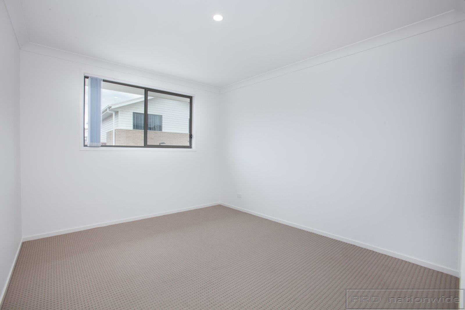 4/34 Blackbird Street THORNTON 12