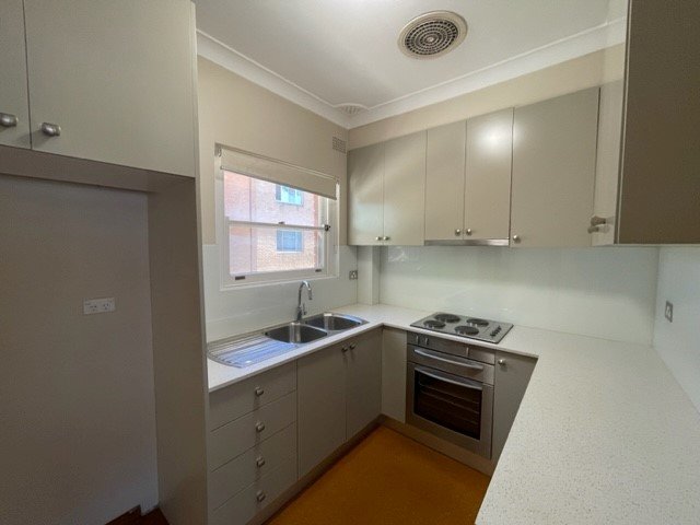 4/34 Lancelot Street ALLAWAH 2