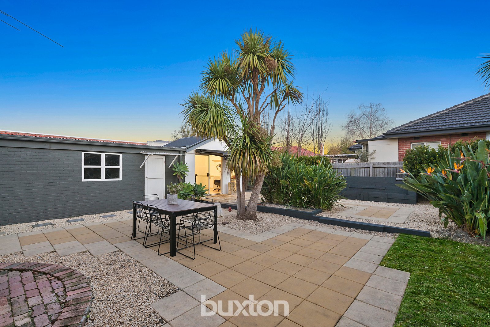 Gallery: 434 South Road