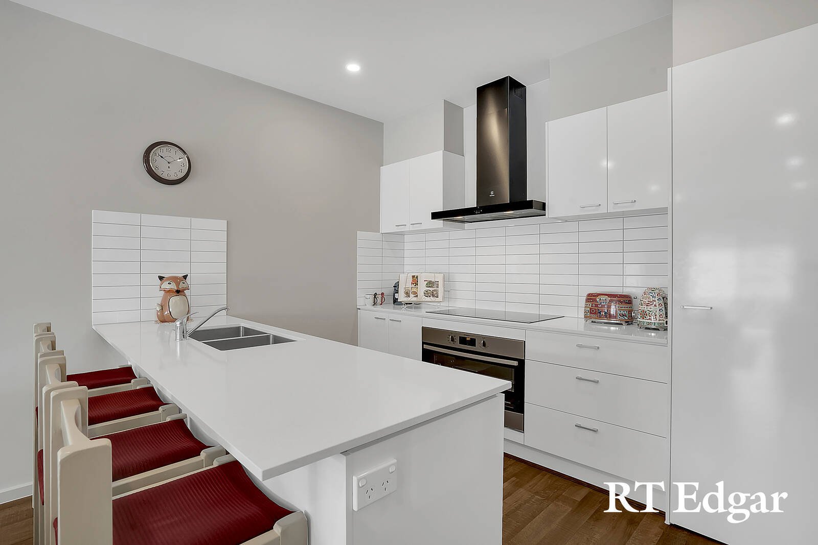 Real Estate and Property in 4/34 Urquhart Street, Woodend, VIC