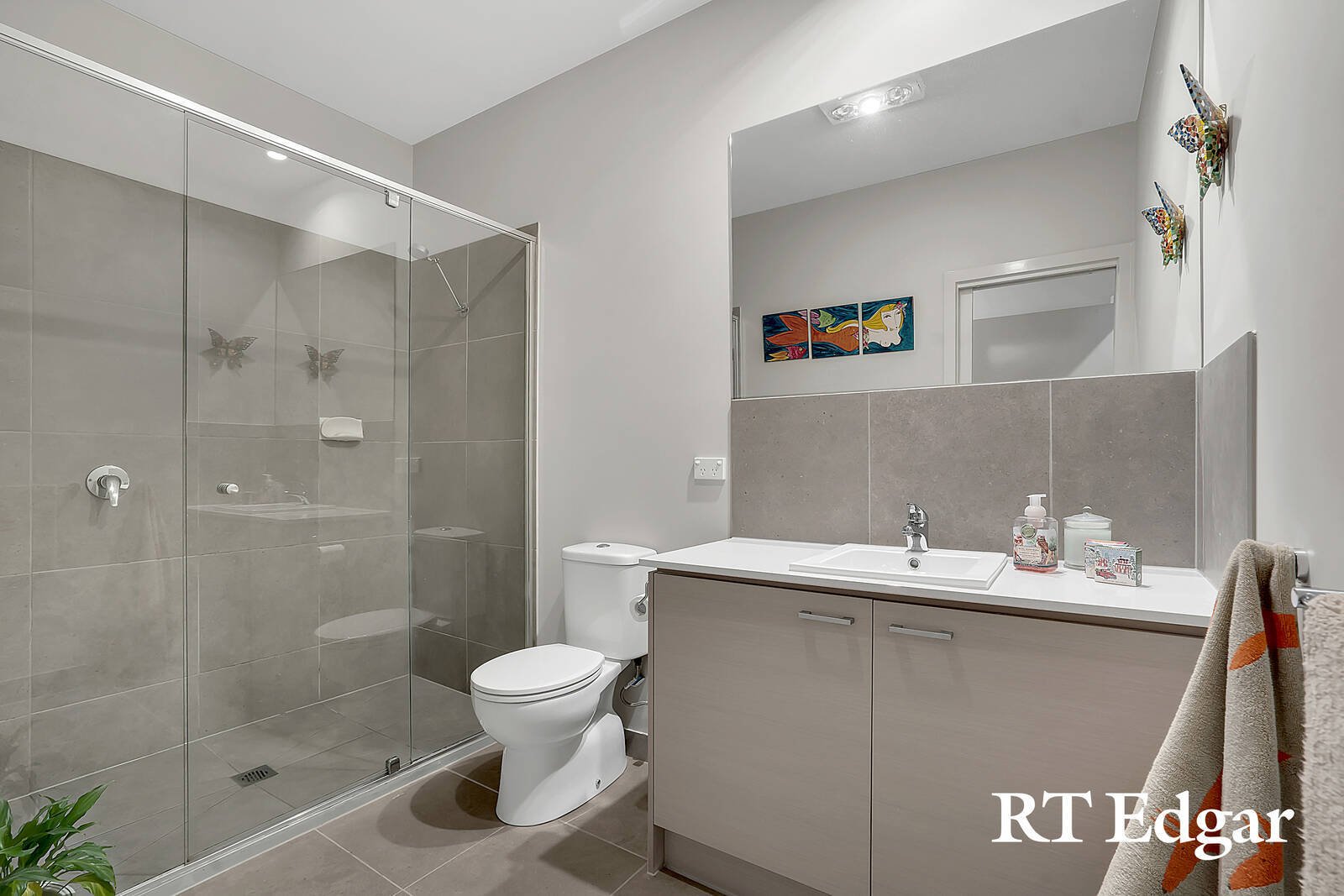 Real Estate and Property in 4/34 Urquhart Street, Woodend, VIC